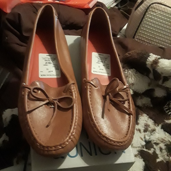 Shoes - Picture 1 of 5